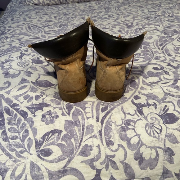 Timberlands - Picture 2 of 3